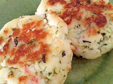 混ぜて焼くだけ!簡単はんぺん焼き